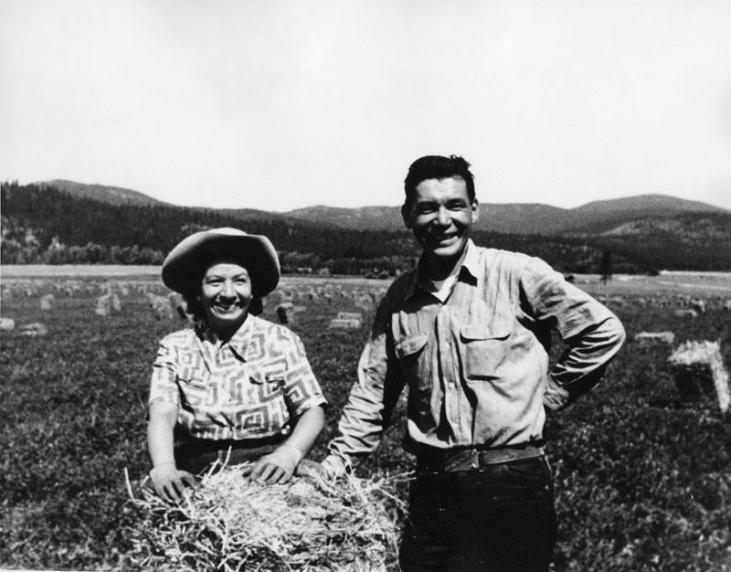 Lucy and John Covington in field
